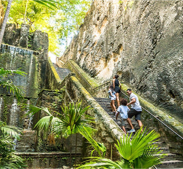 Queen’s Staircase